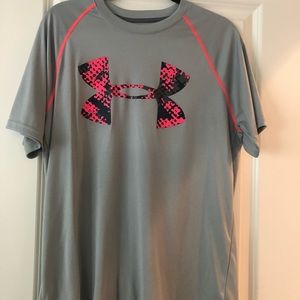 Men’s UA dryfit- Med